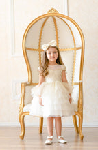 Load image into Gallery viewer, ISABELLA IN GOLD