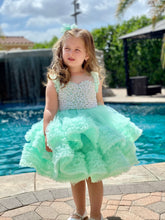 Load image into Gallery viewer, ISLA DRESS IN MINT
